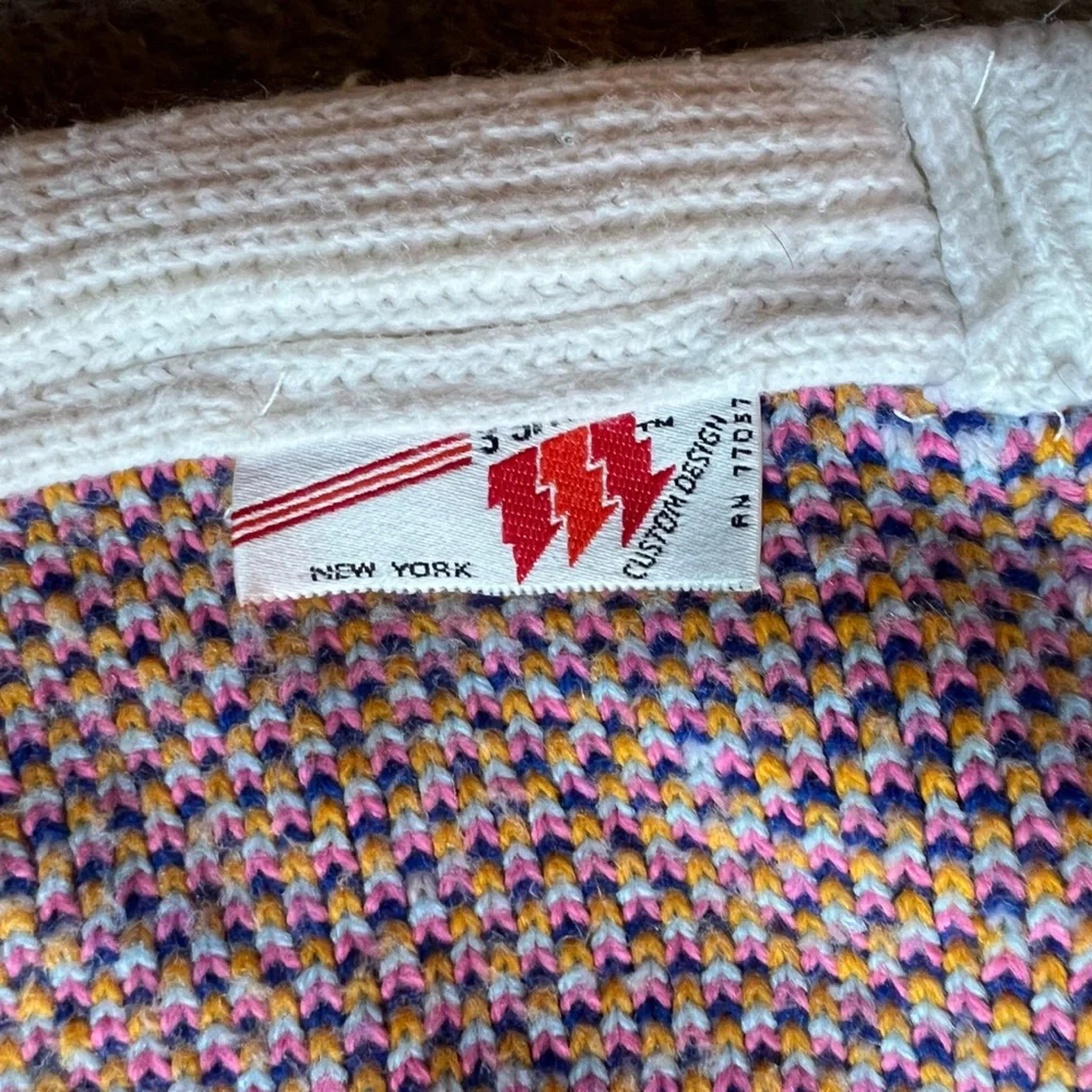 Novelty Ad Logo Lap Knotted Blanket Spirit‎ Soap